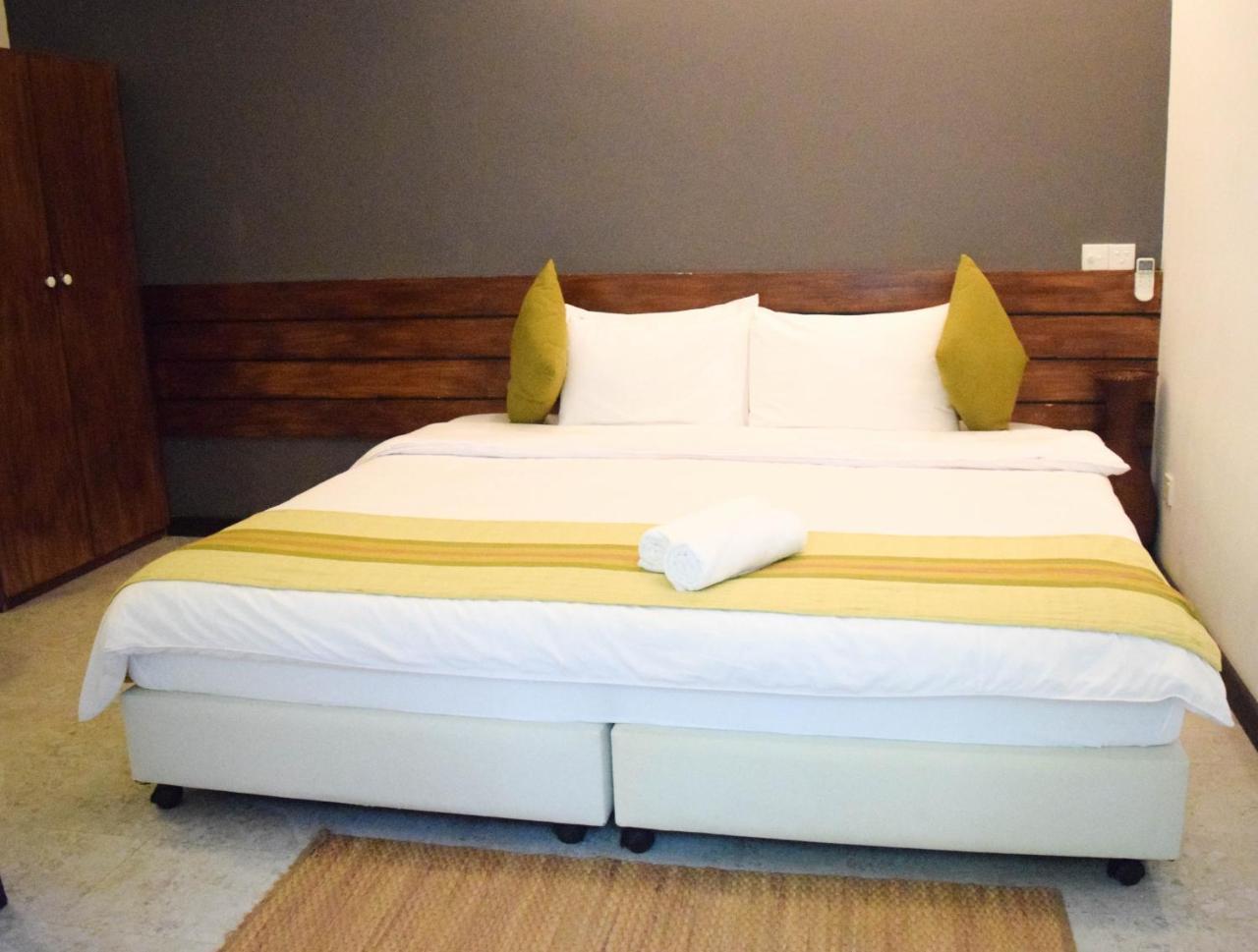 Ufa Escape Hotel Dhigurah  Exterior photo